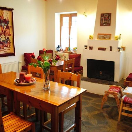 Hotel Kaiti Папигко Екстериор снимка
