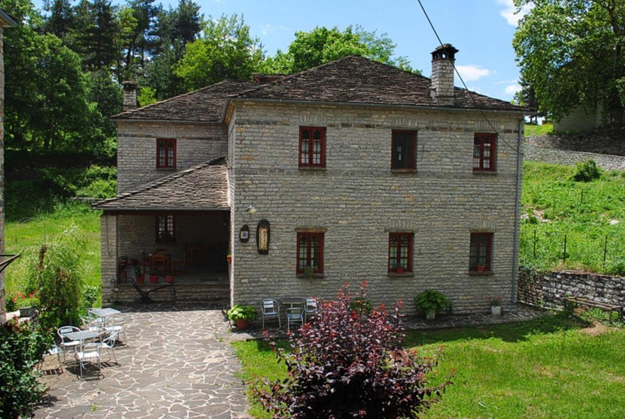 Hotel Kaiti Папигко Екстериор снимка
